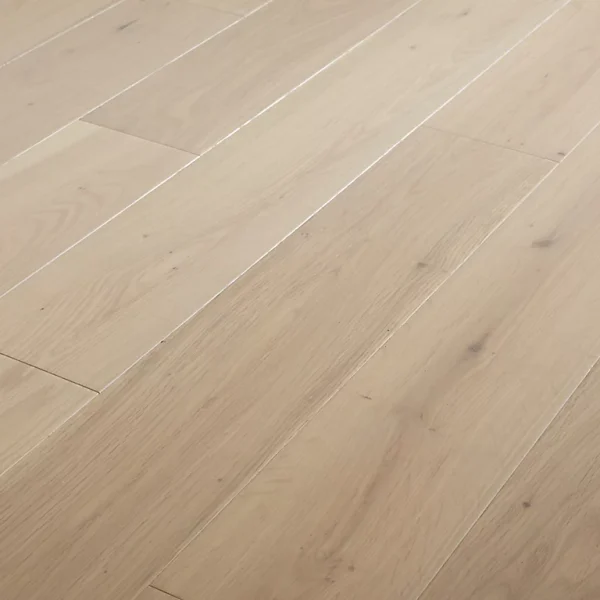 Castorama Parquet Contrecollé Clipsable En Chêne GoodHome Hotham Finition Huilée Coloris Blanchi L.13 X ép.1,4 Cm commentaire favorable 1