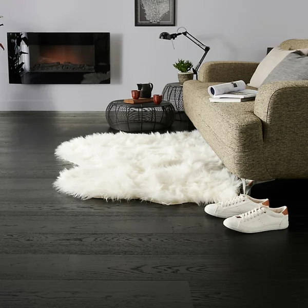 vente en ligne Castorama Parquet Contrecollé Clipsable En Chêne GoodHome Oppland Finition Vernis Satiné Coloris Noir L.19 X ép.1,4 Cm 1