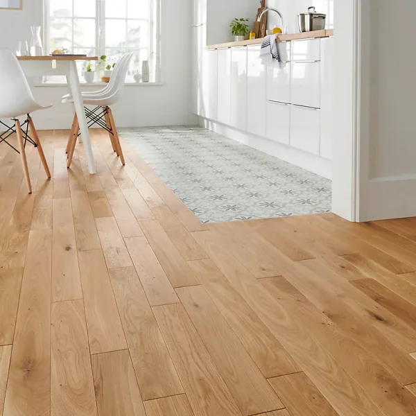 en solde Castorama Parquet Massif à Coller En Chêne GoodHome Visby Finition Huilée Coloris Naturel L.9 X ép.1,5 Cm 1